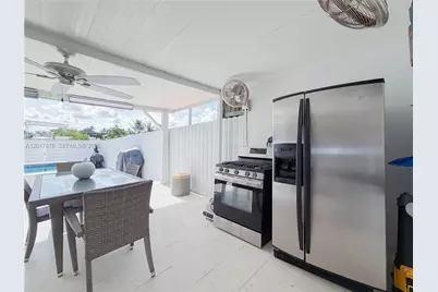 6709 W 15th Ct, Hialeah, FL 33012 - Photo 29