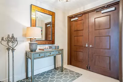 3737 Collins Ave #S-403, Miami Beach, FL 33140 - Photo 5
