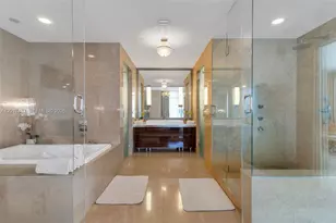 3737 Collins Ave, Miami Beach, FL 33140 - Photo 15