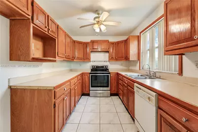 11983 SW 270th St, Homestead, FL 33032 - Photo 5