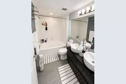 [Address not provided], Miami, FL 33131 - Photo 15