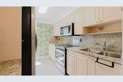 1455 West Ave #603, Miami Beach, FL 33139 - Photo 13
