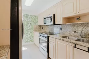 1455 West Ave, Miami Beach, FL 33139 - Photo 13
