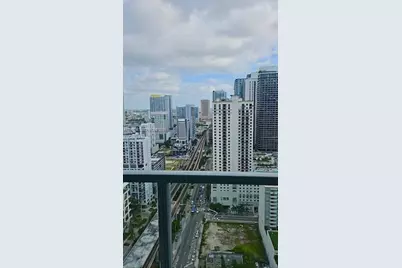 79 SW 12th St #3711-S, Miami, FL 33130 - Photo 3
