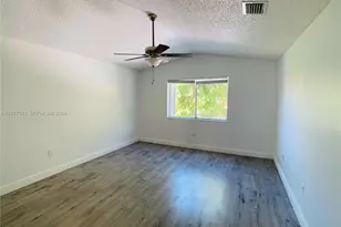 18801 NW 12th St, Pembroke Pines, FL 33029 - Photo 17
