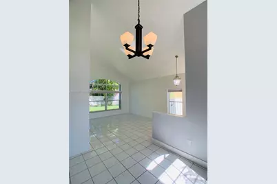 18801 NW 12th St #18801, Pembroke Pines, FL 33029 - Photo 11