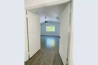 18801 NW 12th St #18801, Pembroke Pines, FL 33029 - Photo 17