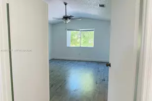 18801 NW 12th St, Pembroke Pines, FL 33029 - Photo 17