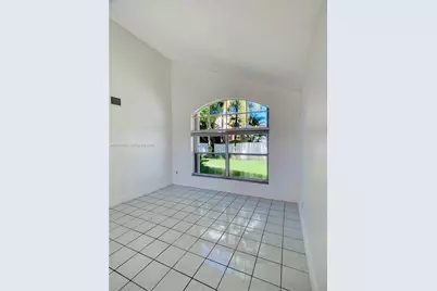 18801 NW 12th St #18801, Pembroke Pines, FL 33029 - Photo 7