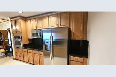 16102 Emerald Estates Dr #306, Weston, FL 33331 - Photo 5