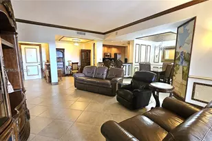 16102 Emerald Estates Dr, Weston, FL 33331 - Photo 9