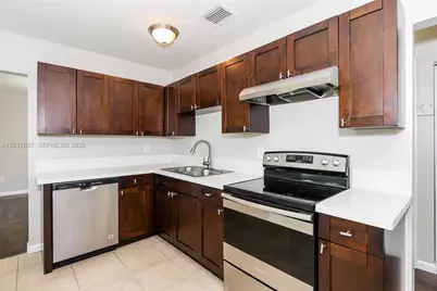 16025 SW 99th Ave, Miami, FL 33157 - Photo 5
