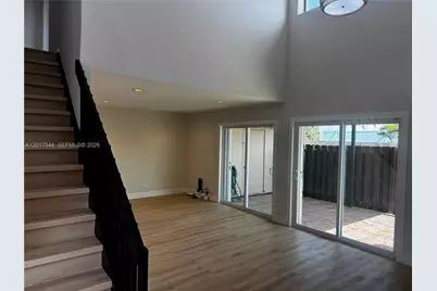 6532 NW 170th Ter, Hialeah, FL 33015 - Photo 17