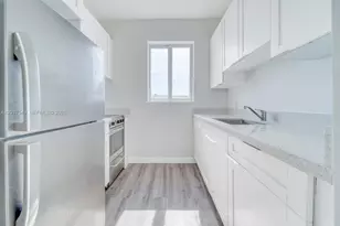 2352 SW 5th St, Miami, FL 33135 - Photo 5