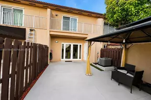 17184 SW 138th Ct, Miami, FL 33177 - Photo 9