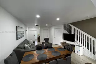 17184 SW 138th Ct, Miami, FL 33177 - Photo 5
