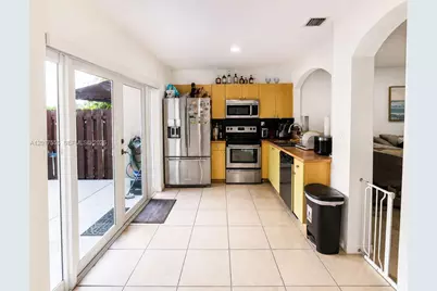 17184 SW 138th Ct, Miami, FL 33177 - Photo 7