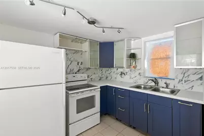 4165 SW 66th Ter #109, Davie, FL 33314 - Photo 5