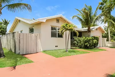 727 S Pine St, Lake Worth, FL 33460 - Photo 3