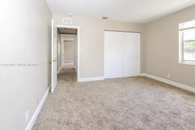 727 S Pine St, Lake Worth, FL 33460 - Photo 11