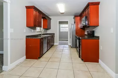 727 S Pine St, Lake Worth, FL 33460 - Photo 7