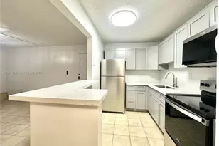 7215 NW 179th St, Hialeah, FL 33015 - Photo 5