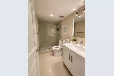 13380 SW 91st Ter #E, Miami, FL 33186 - Photo 9