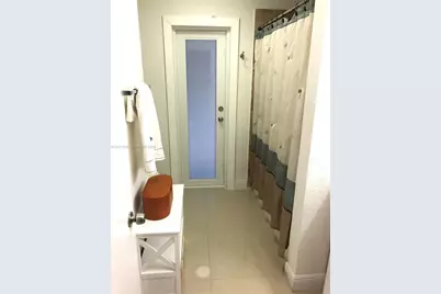 15481 SW 155th Ter, Miami, FL 33187 - Photo 19