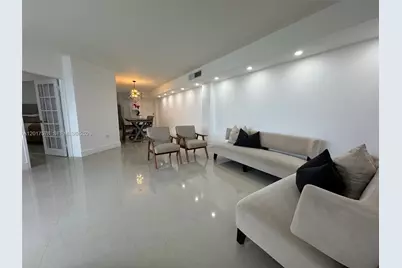 999 Brickell Bay Dr #504, Miami, FL 33131 - Photo 11