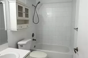 8735 SW 152nd Ave, Miami, FL 33193 - Photo 13
