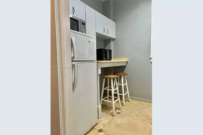 536 14th St #107, Miami Beach, FL 33139 - Photo 9