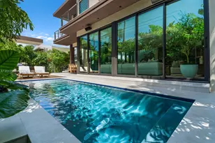 3045 N Bay Rd, Miami Beach, FL 33140 - Photo 3
