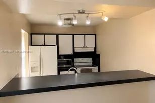 5501 NW 7th St, Miami, FL 33126 - Photo 23