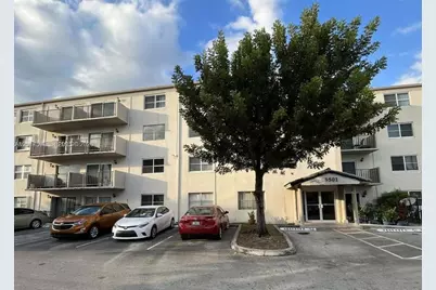 5501 NW 7th St #E412, Miami, FL 33126 - Photo 17