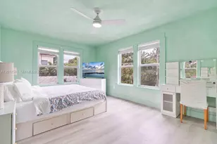 22 NE 44th St, Miami, FL 33137 - Photo 45