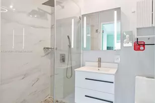 22 NE 44th St, Miami, FL 33137 - Photo 49