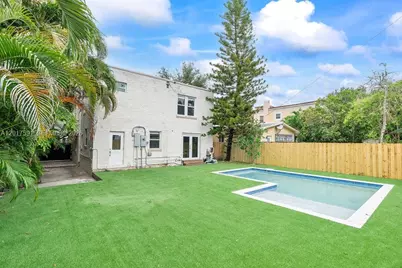 22 NE 44th St #0, Miami, FL 33137 - Photo 5