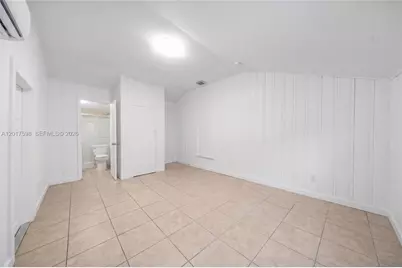 661 E 7th St, Hialeah, FL 33010 - Photo 49