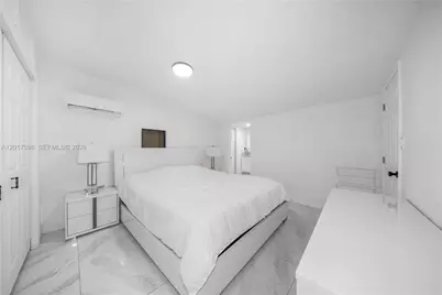 661 E 7th St, Hialeah, FL 33010 - Photo 17