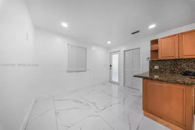661 E 7th St, Hialeah, FL 33010 - Photo 27