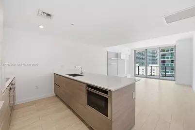 1300 S Miami Ave #1411, Miami, FL 33130 - Photo 3