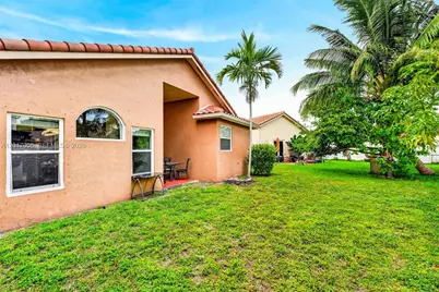 13337 SW 52nd St, Miramar, FL 33027 - Photo 33