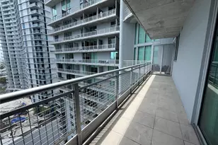 690 SW 1st Ct, Miami, FL 33130 - Photo 13