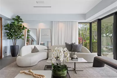 250 W San Marino Dr, Miami Beach, FL 33139 - Photo 11