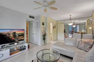 3113 S Ocean Dr, Hallandale Beach, FL 33009 - Photo 17
