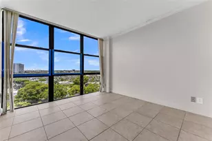 800 Parkview Dr, Hallandale Beach, FL 33009 - Photo 7