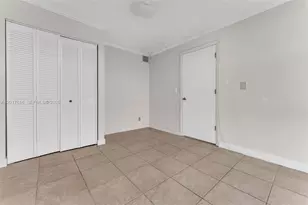 800 Parkview Dr, Hallandale Beach, FL 33009 - Photo 19