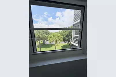 4020 W Palm Aire Dr #403, Pompano Beach, FL 33069 - Photo 23
