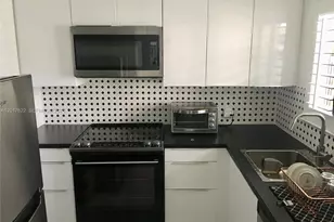 1610 Lenox Ave., Miami Beach, FL 33139 - Photo 3