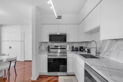 1330 West Ave #3003, Miami Beach, FL 33139 - Photo 15